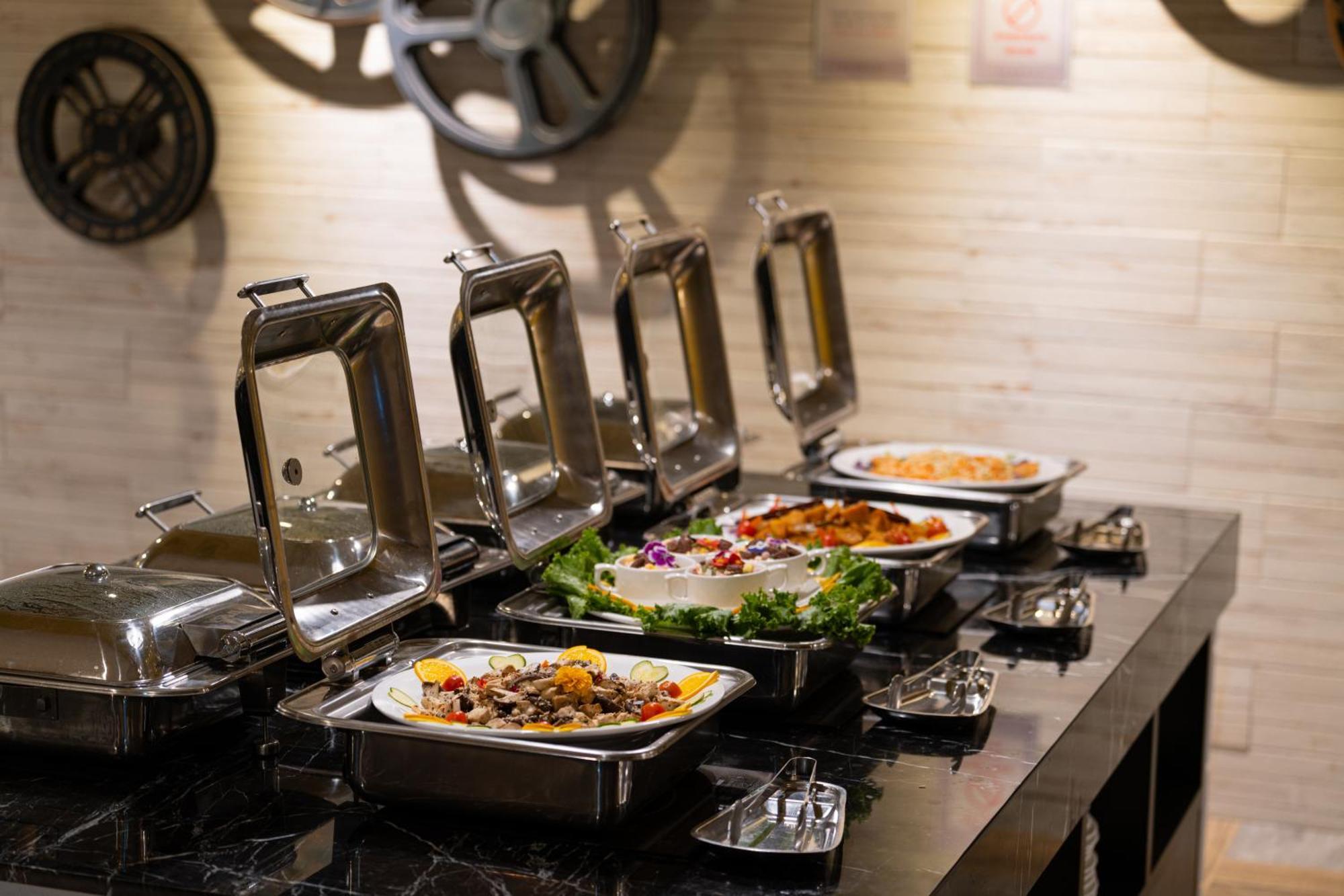 Ningcui Business Hotel Taizhong Zewnętrze zdjęcie