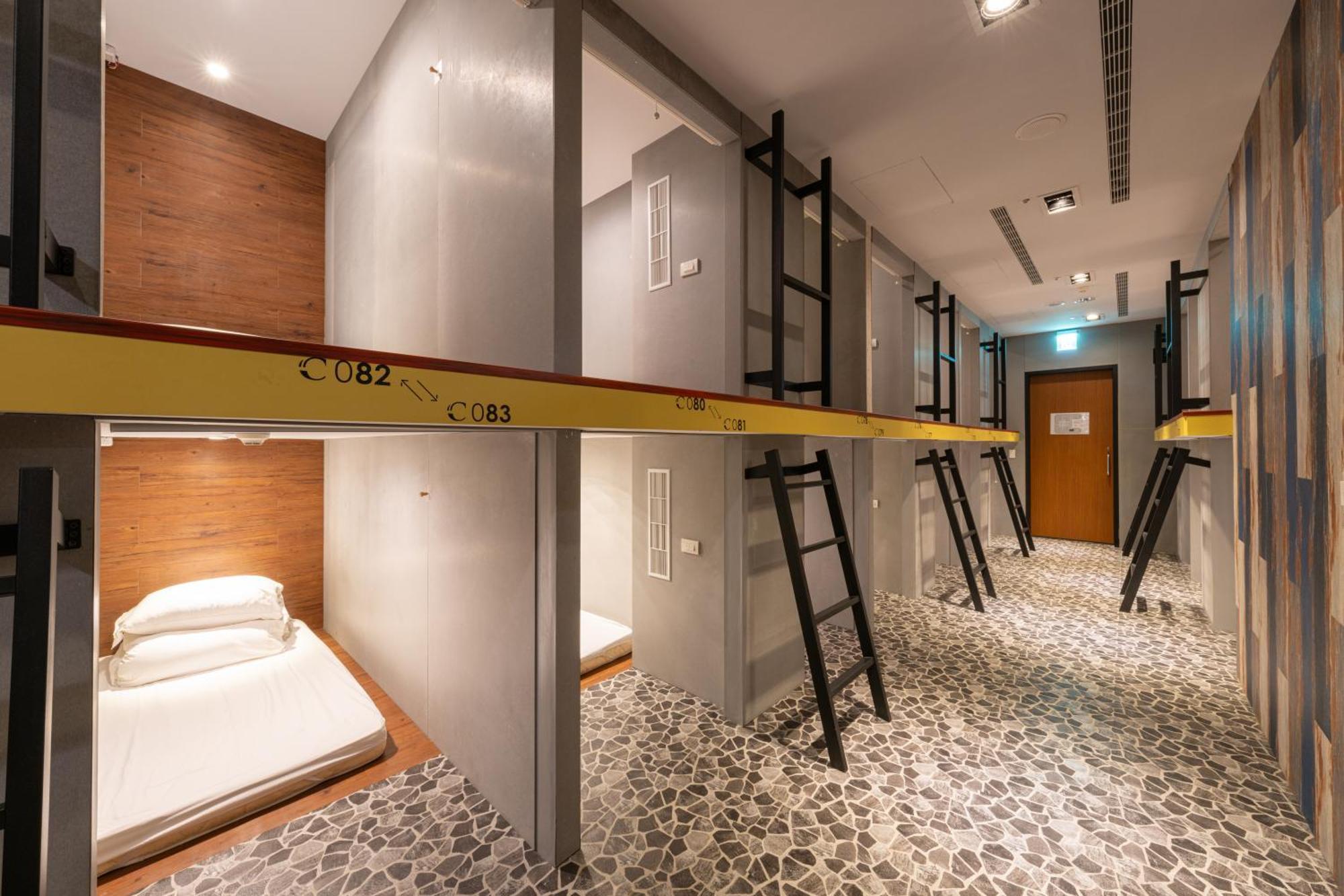 Ningcui Business Hotel Taizhong Zewnętrze zdjęcie