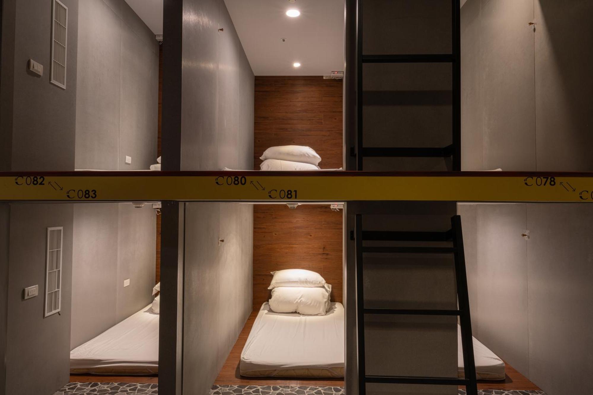 Ningcui Business Hotel Taizhong Zewnętrze zdjęcie